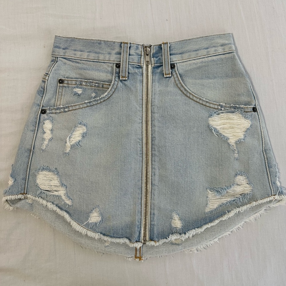 carmar skirt size 24